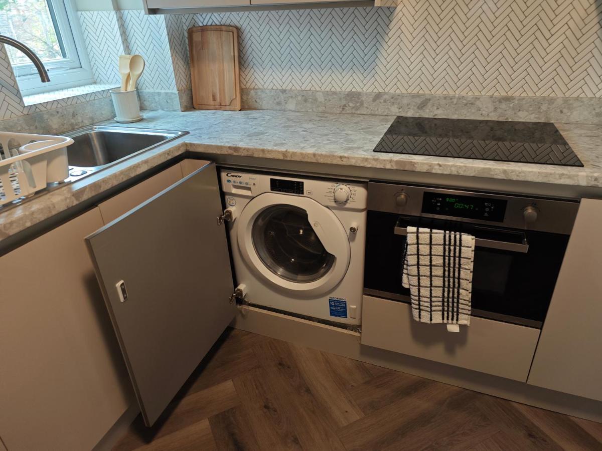 2 Bedroom Flat In Wood Green Piccadilly Line London Eksteriør bilde