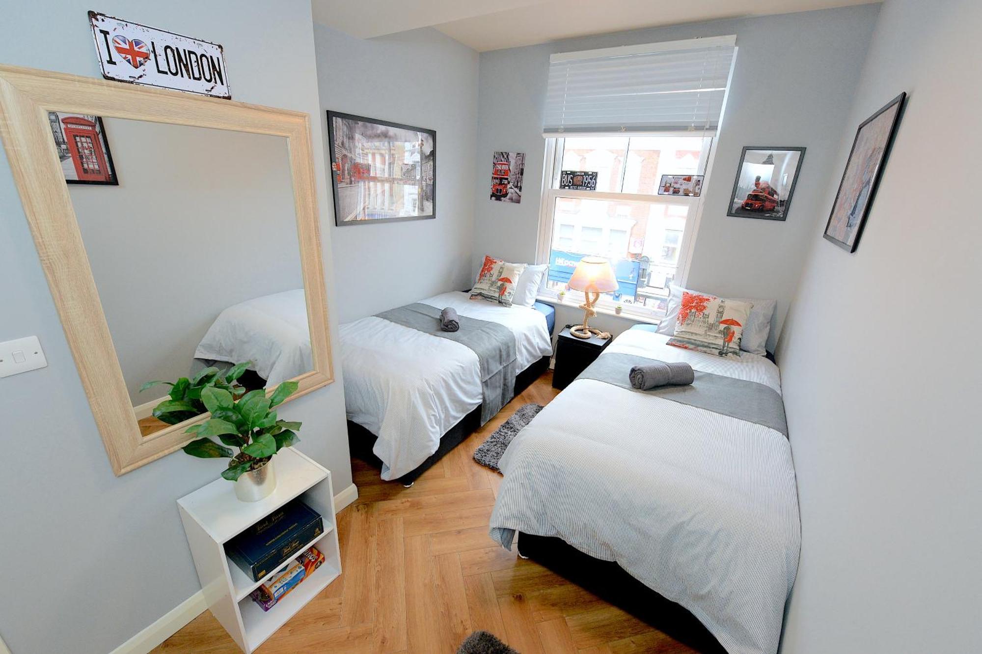 2 Bedroom Flat In Wood Green Piccadilly Line London Eksteriør bilde