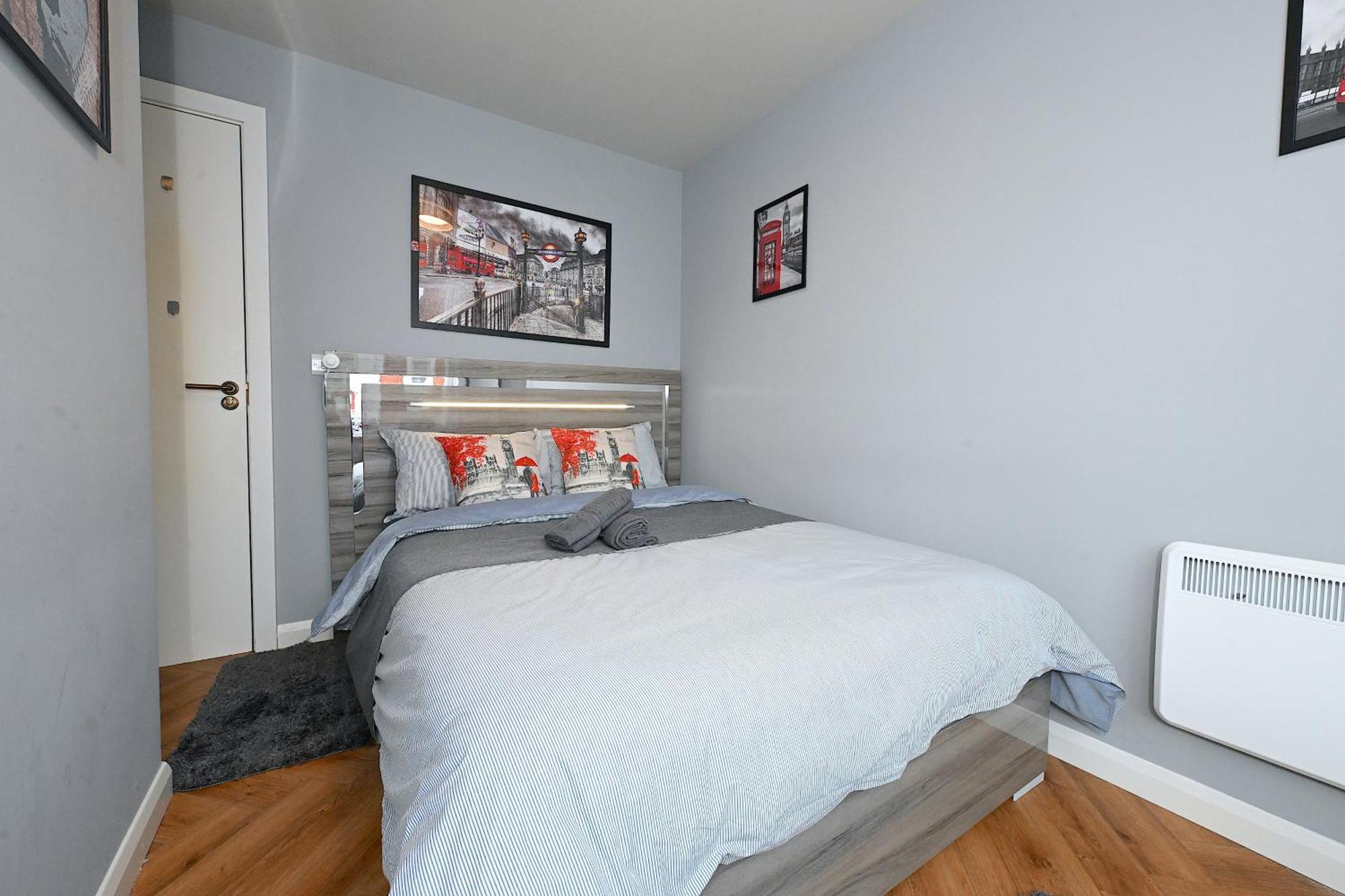 2 Bedroom Flat In Wood Green Piccadilly Line London Eksteriør bilde